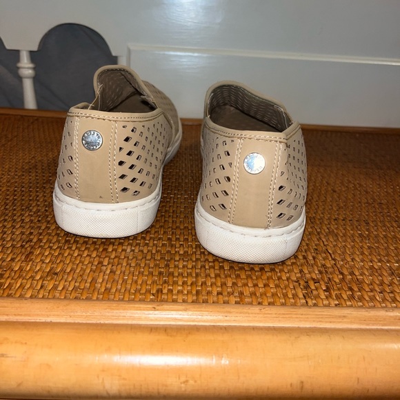 Steve Madden Sneakers - Picture 4 of 4